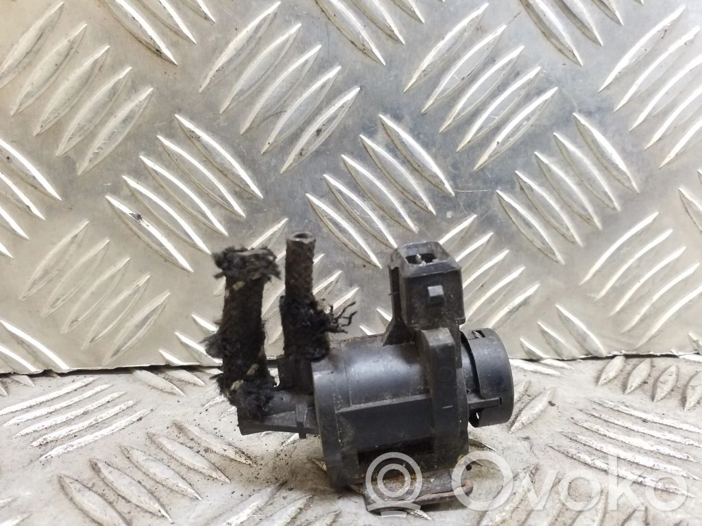 Volkswagen Transporter - Caravelle T4 Solenoid supapă turbosuflantă