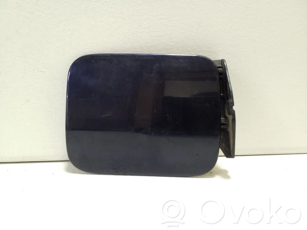 Audi A8 S8 D2 4D Fuel tank cap 