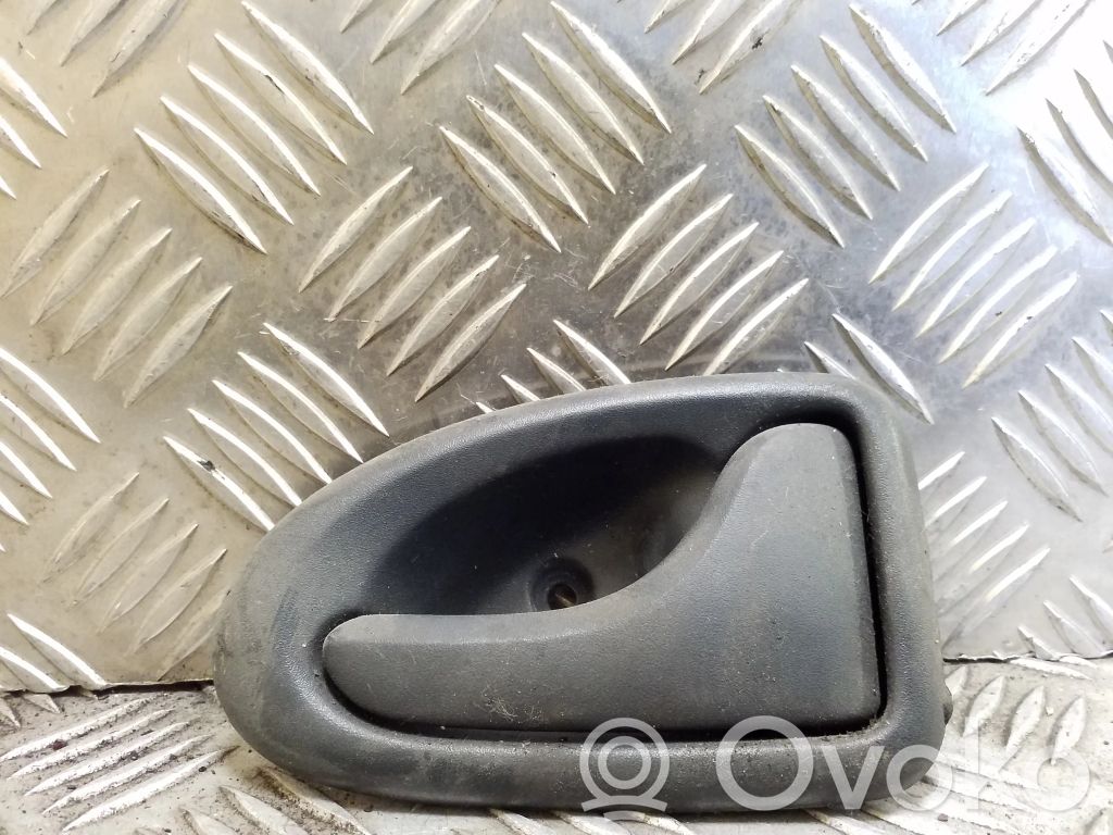 Etuoven sisäkahva   7700830079