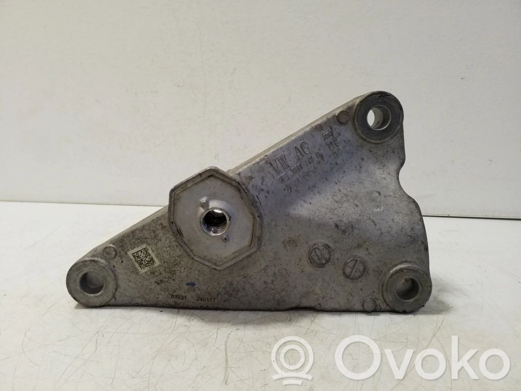 Łapa / Mocowanie silnika   0ET903145B