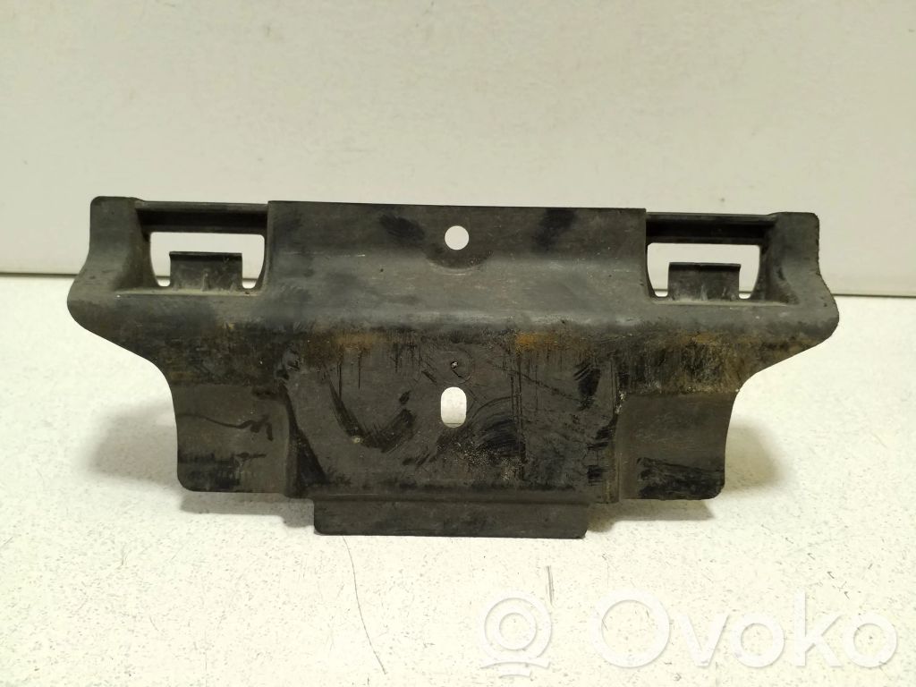 Protecție centrală motor   1EA825271