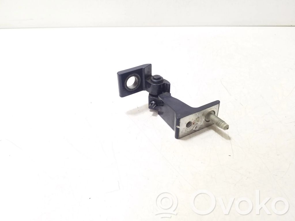 Audi e-tron Front door upper hinge 