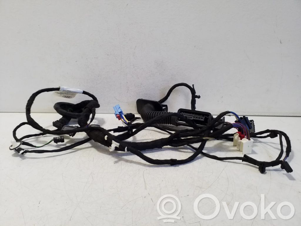 Cableado de puerta trasera   4KE971687D