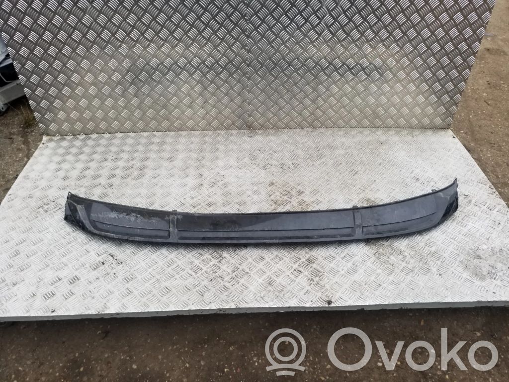 Audi e-tron Front bumper lip 