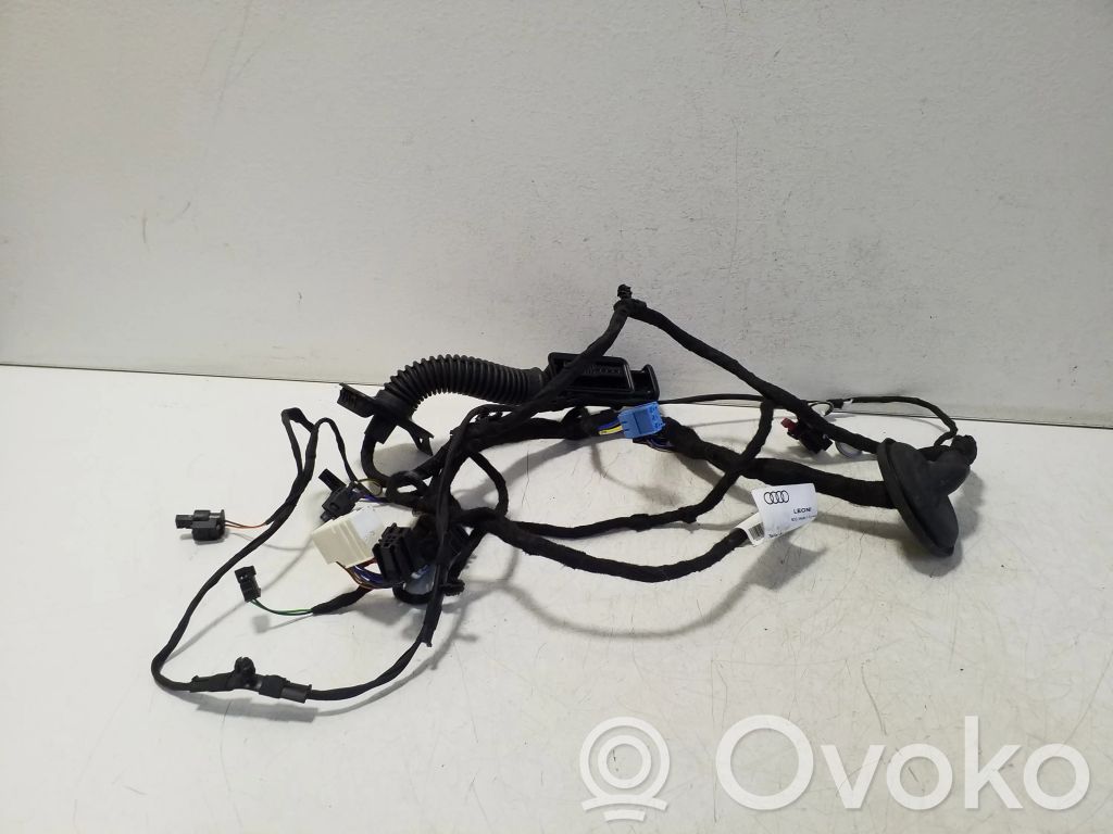Cableado de puerta trasera   4KE971687D
