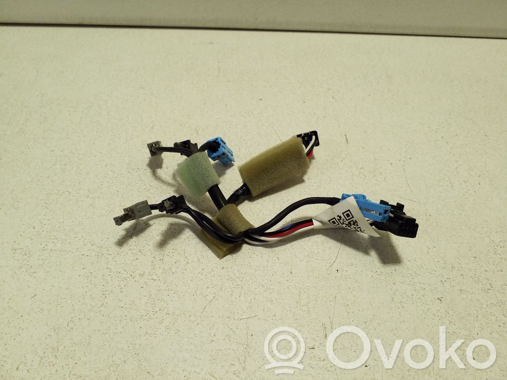 Otros cableados   86458VC430