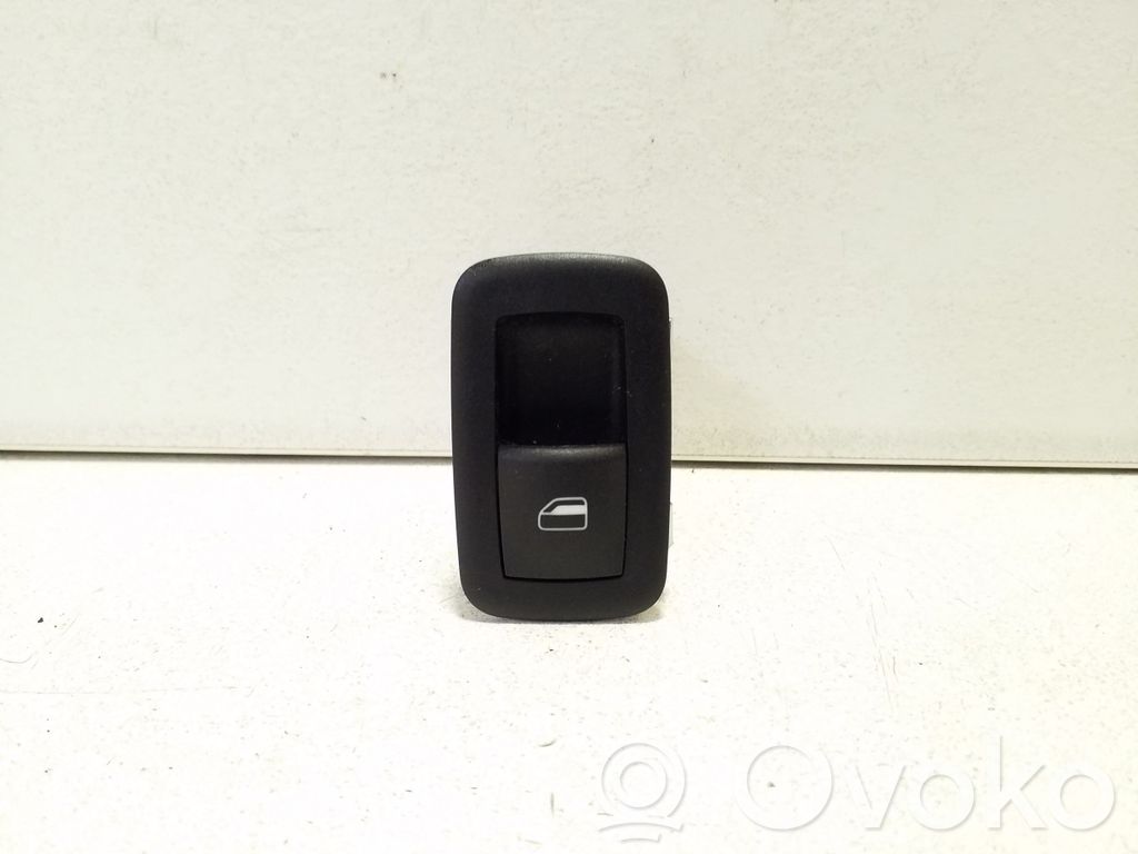 Jeep Cherokee Electric window control switch 