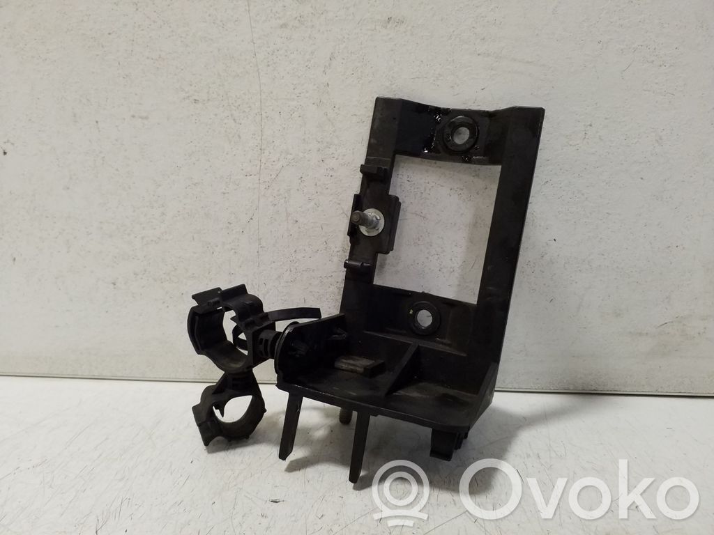 Muu moottoritilan osa   68199334AB