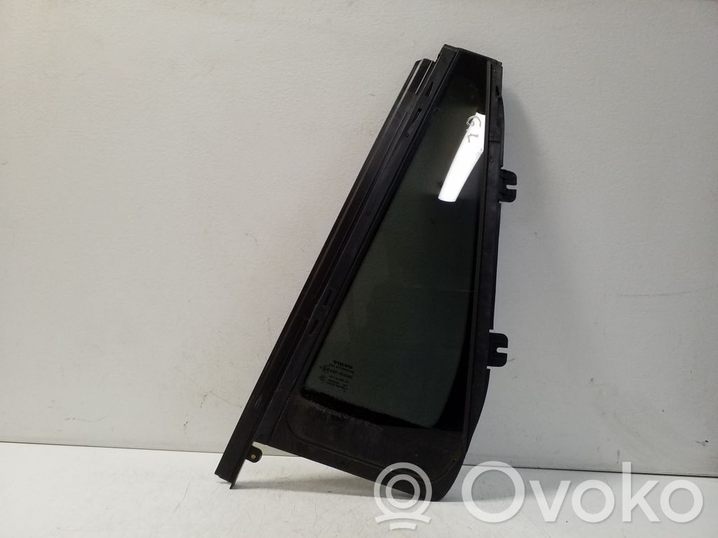 Volvo XC90 Ventanilla de ventilación de la puerta trasera 