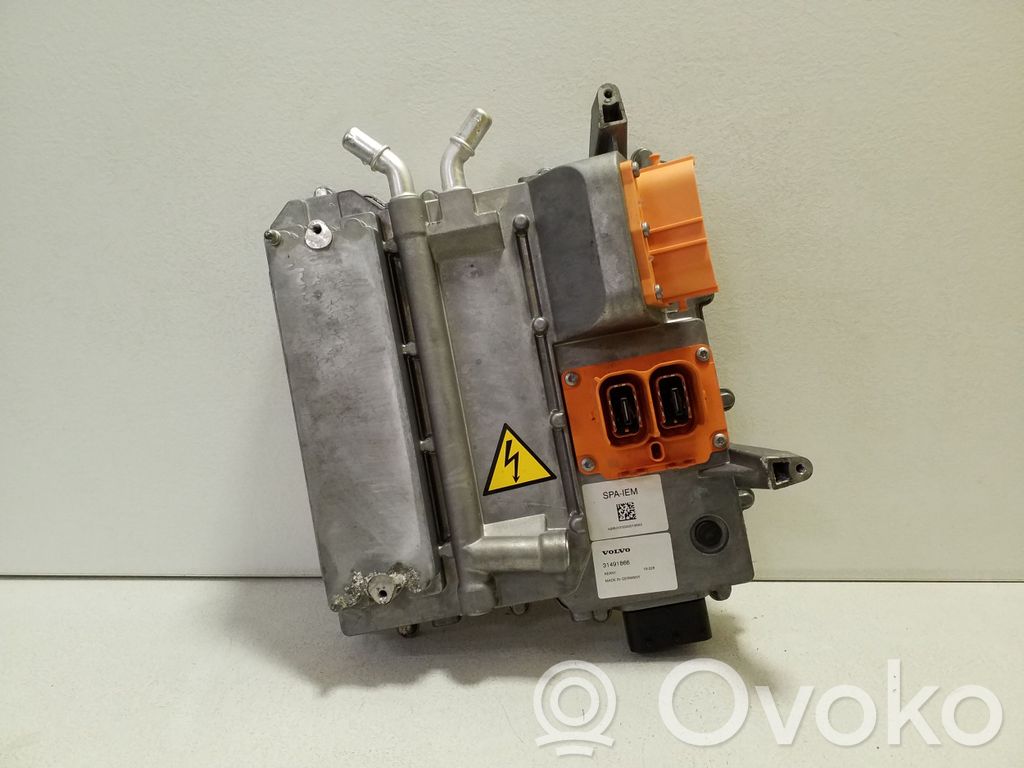 Inversor/convertidor de voltaje   31491866