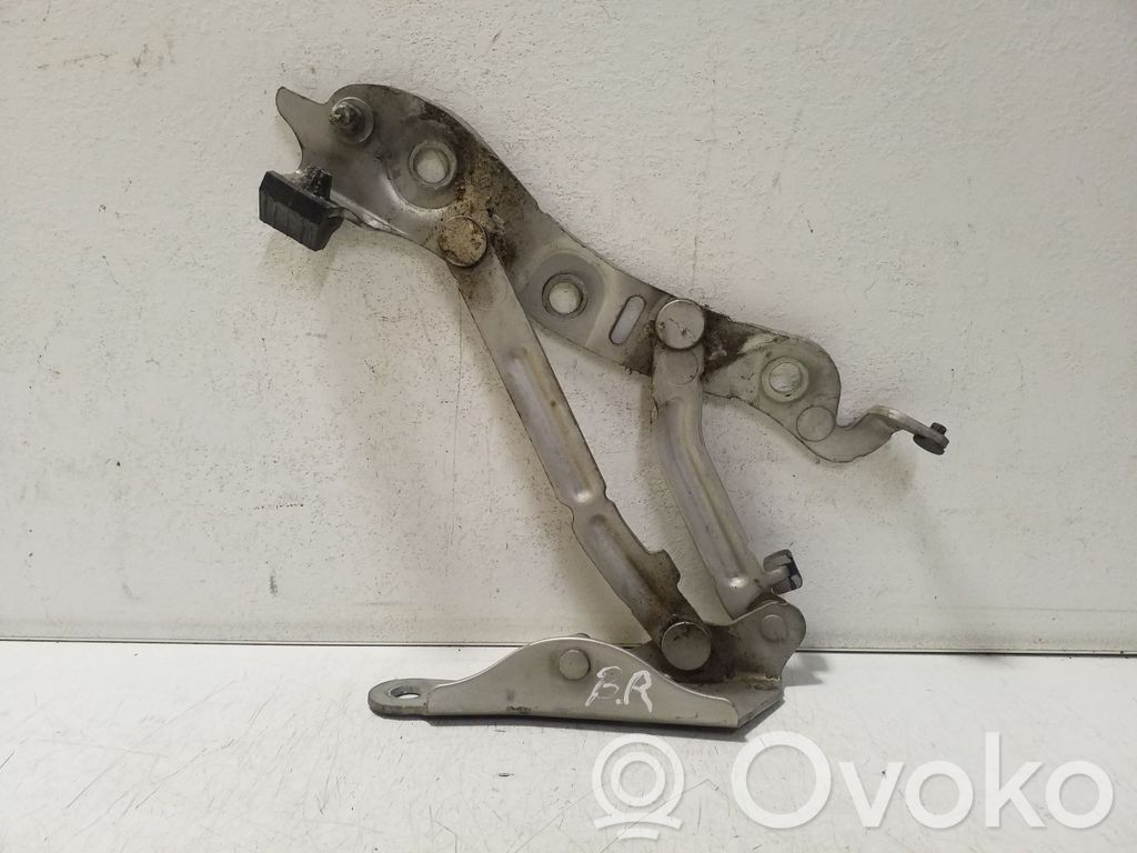 Volvo S60 Tailgate/trunk/boot hinge 