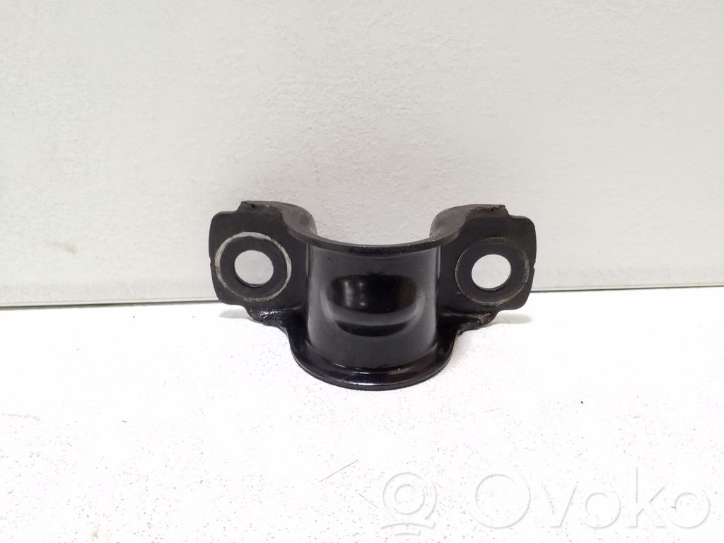 Ford Kuga II Sway bar bush bracket, front 