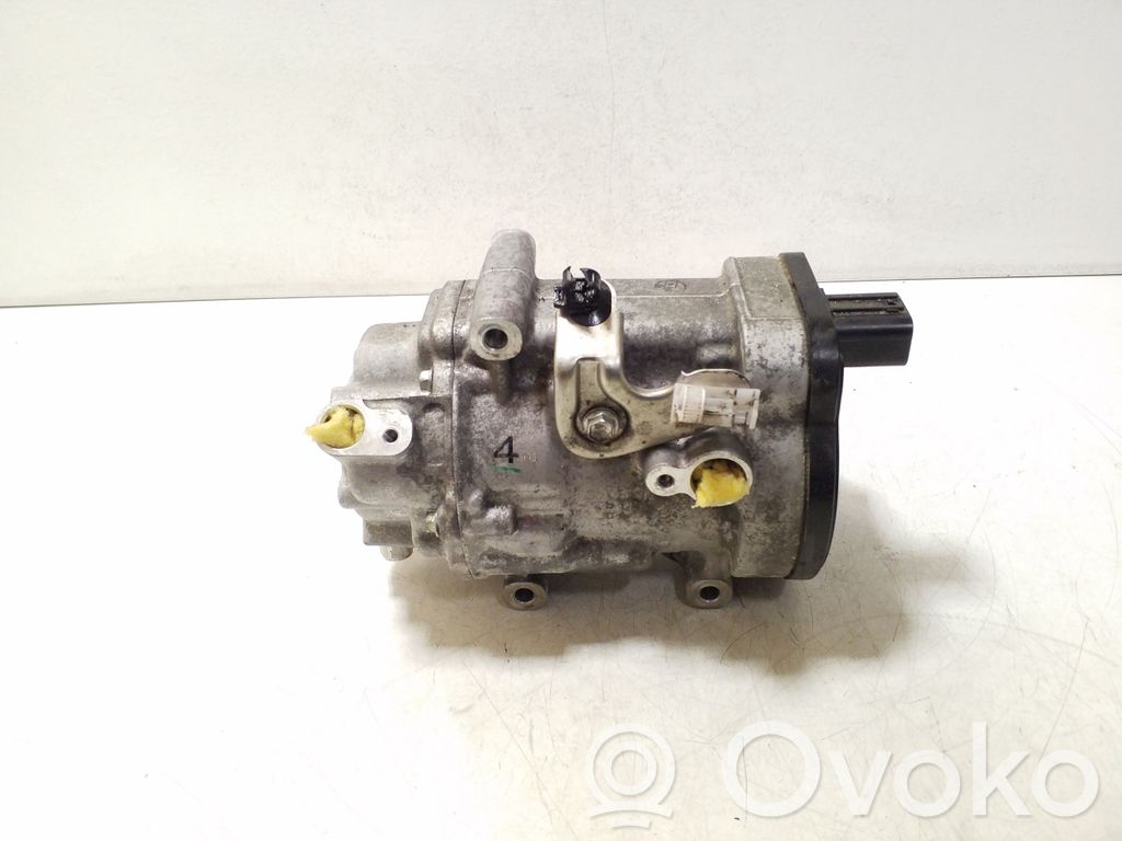 Ilmastointilaitteen kompressorin pumppu (A/C)   0424001202