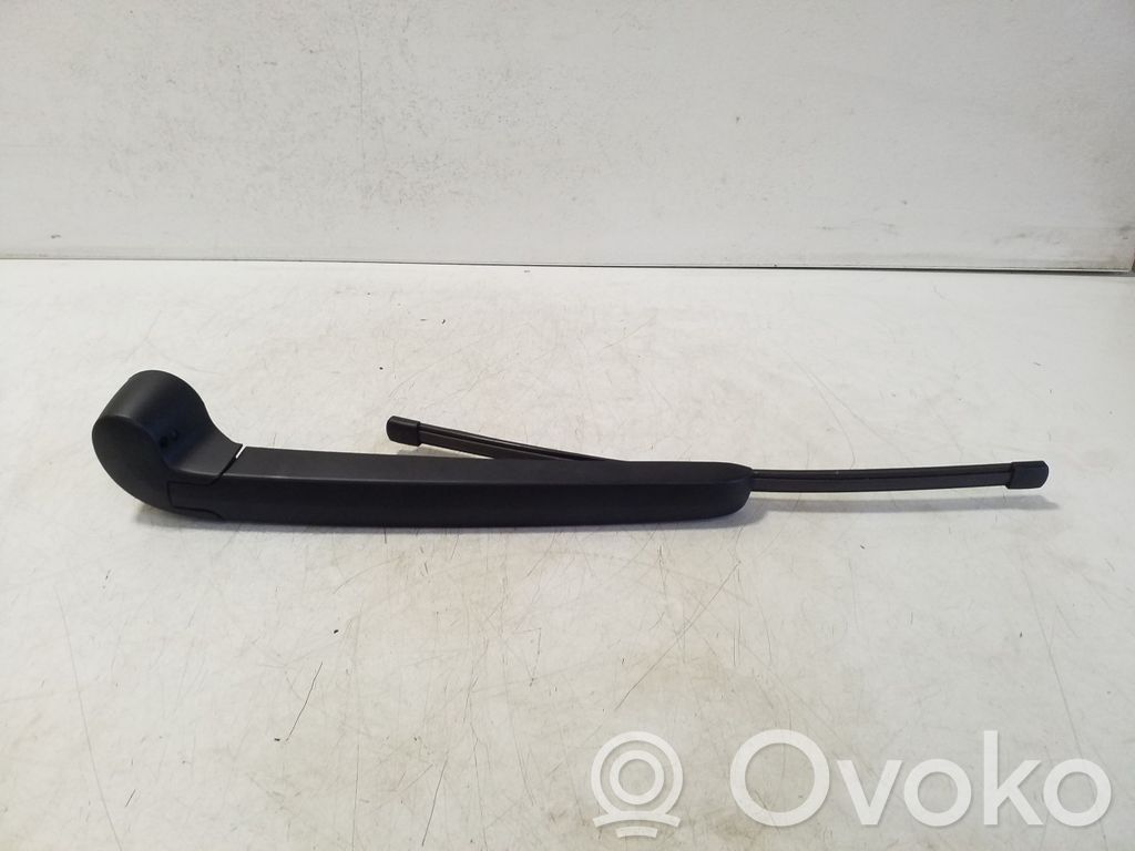 Audi A1 Brazo del limpiaparabrisas trasero 
