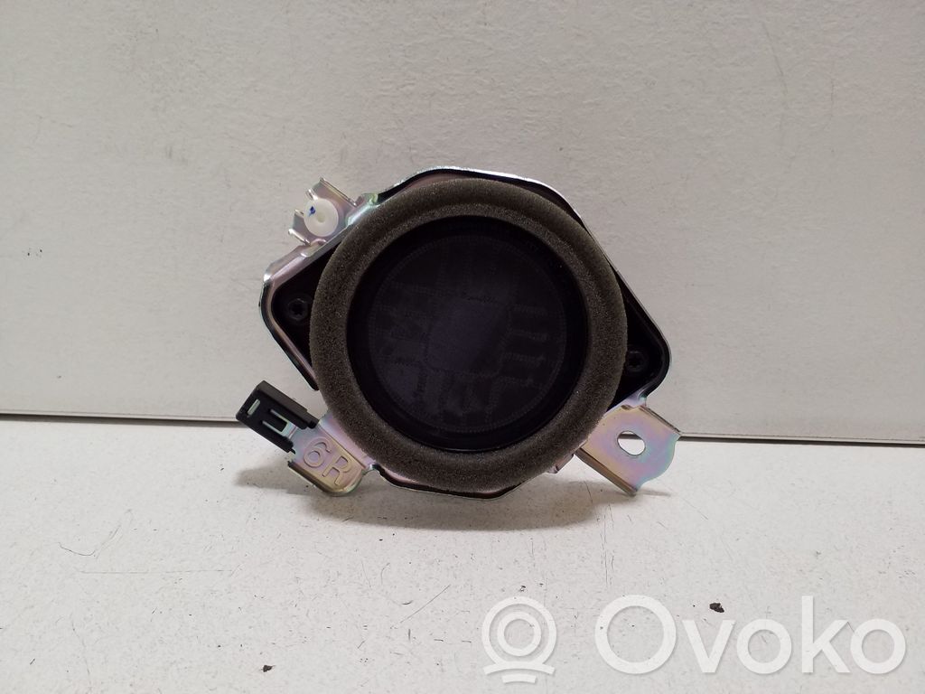 Głośnik półki bagażnika   861500W280