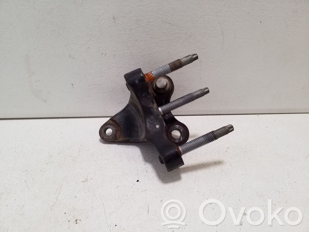 Ford Transit Custom Engine mounting bracket 