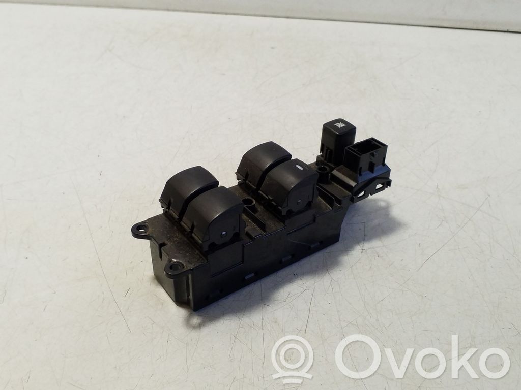 Przyciski szyb   8608A290