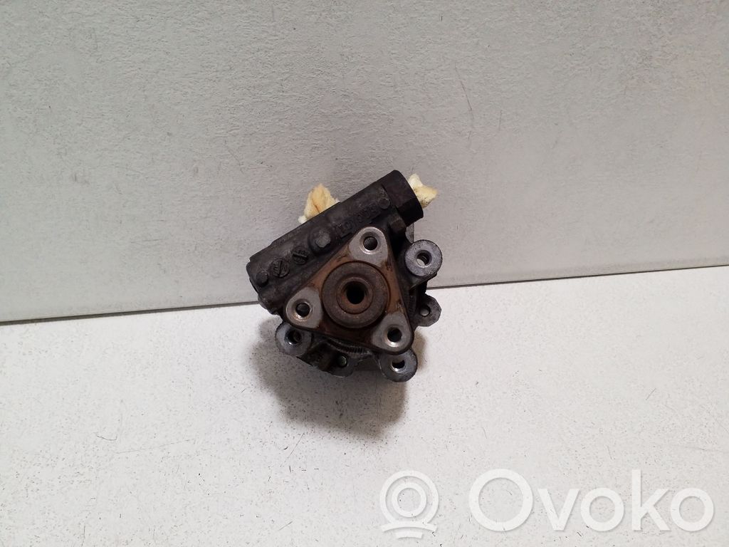 Dodge Nitro Ohjaustehostimen pumppu 