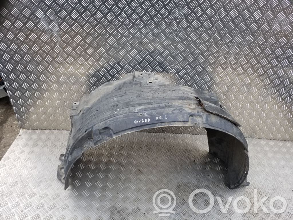 Nissan Navara D40 Nadkole przednie 