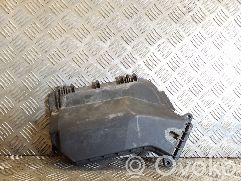 Audi A8 S8 D4 4H Coperchio scatola dei fusibili 