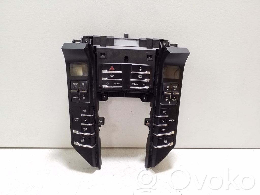 Porsche Cayenne (92A) Panel klimatyzacji 