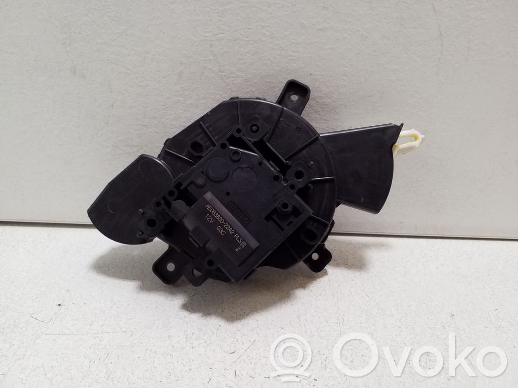 Toyota Corolla E210 E21 Motor/actuator clapetă aer 