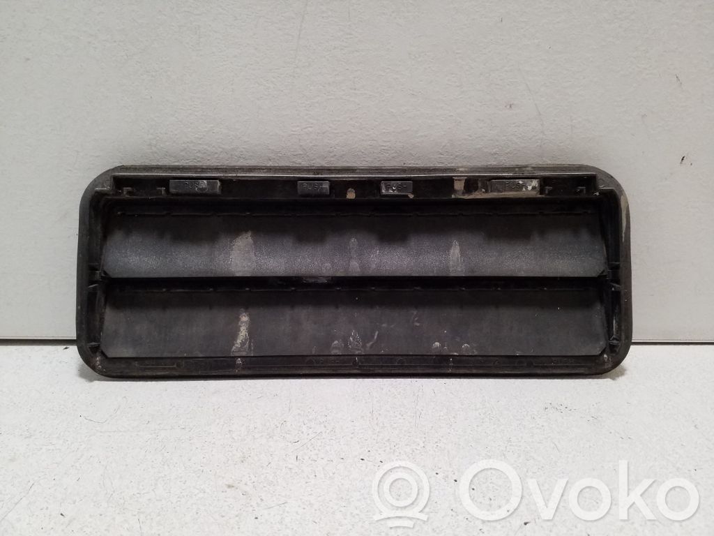 Ford Ranger Válvula de presión del panel lateral trasero 