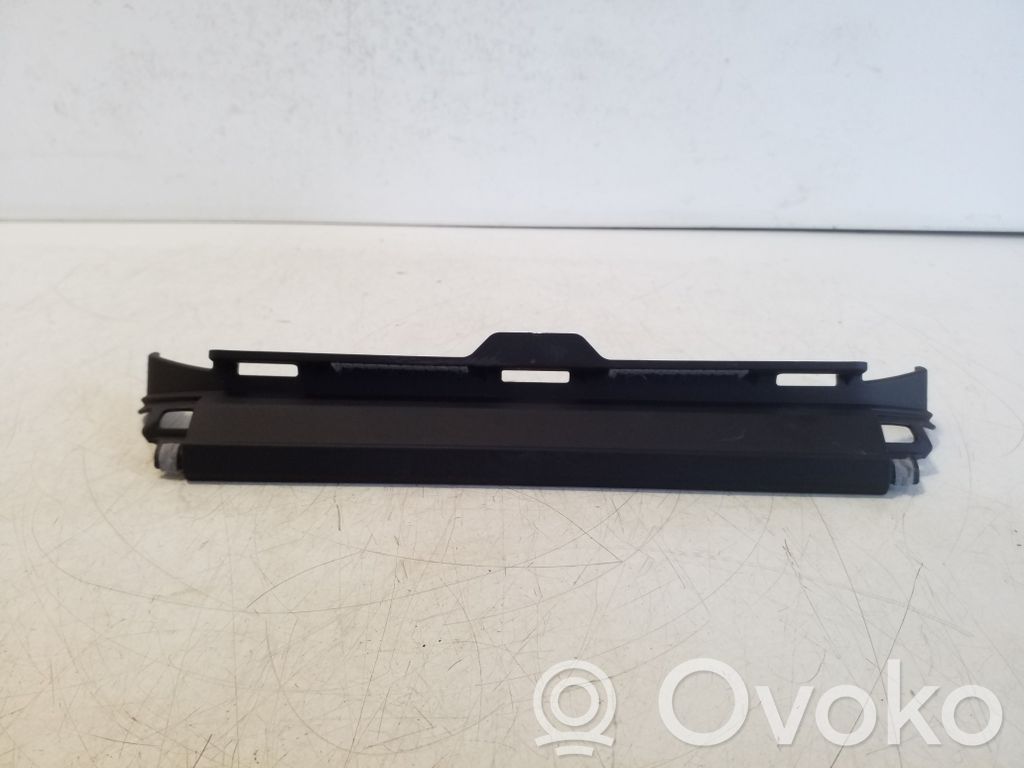 Toyota bZ4X Alte piese de interior 