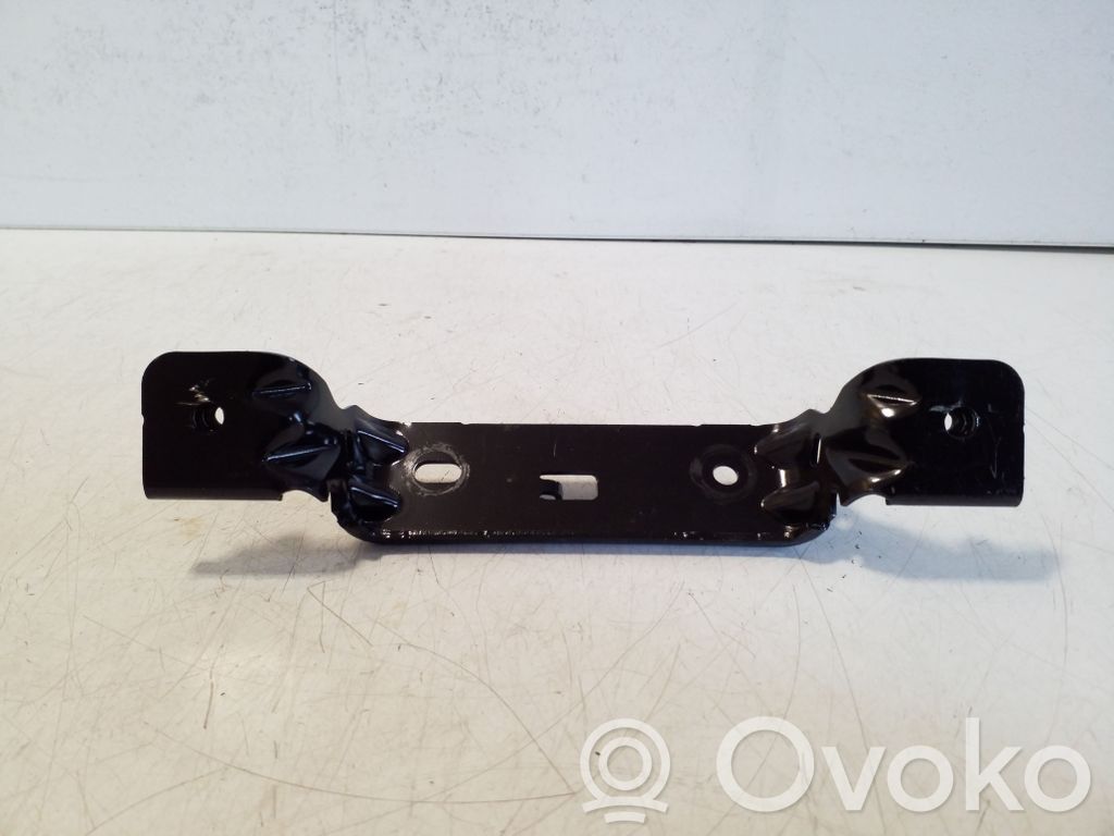 Muu moottoritilan osa   31699001