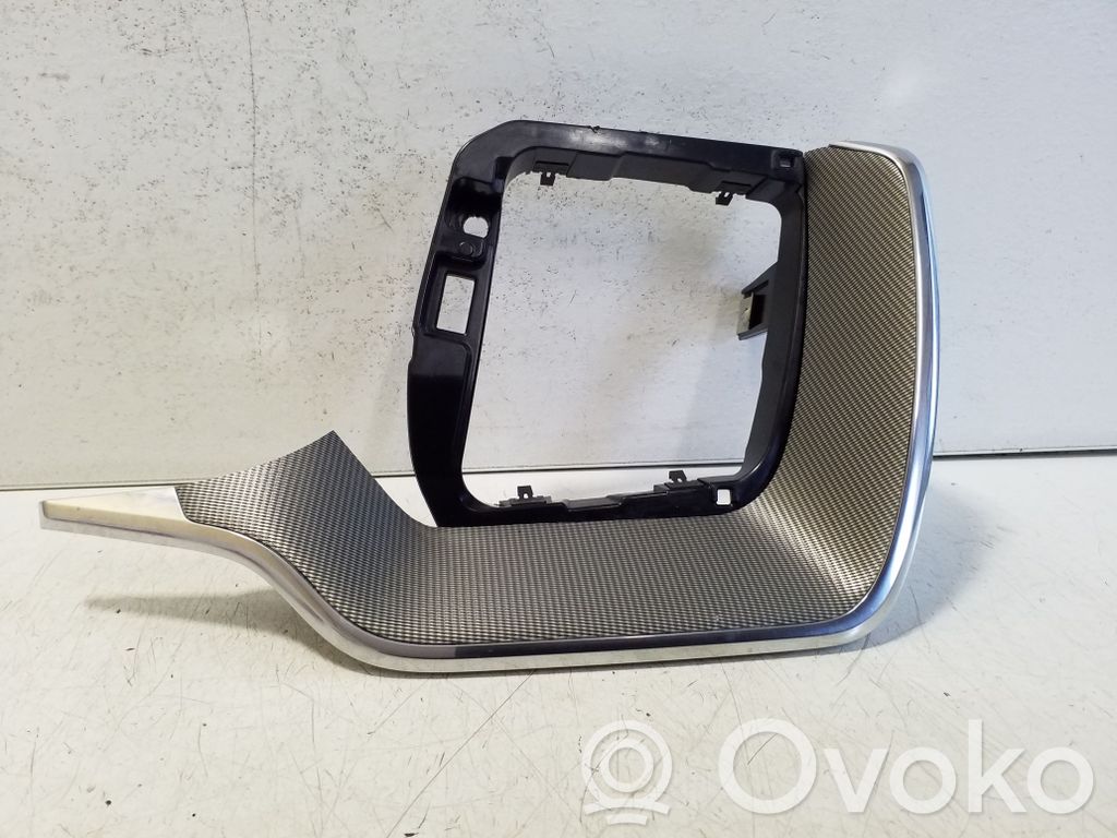 Volvo XC60 Paneelin lista 