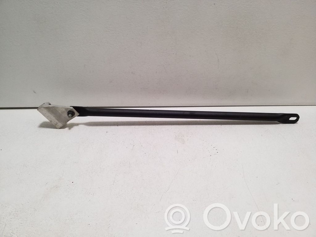 Volvo XC60 Altra parte del vano motore 