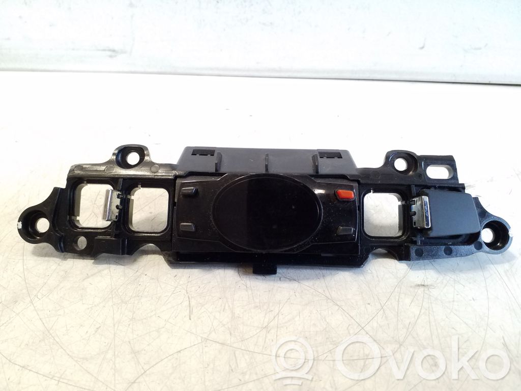 Chevrolet Captiva Clock 