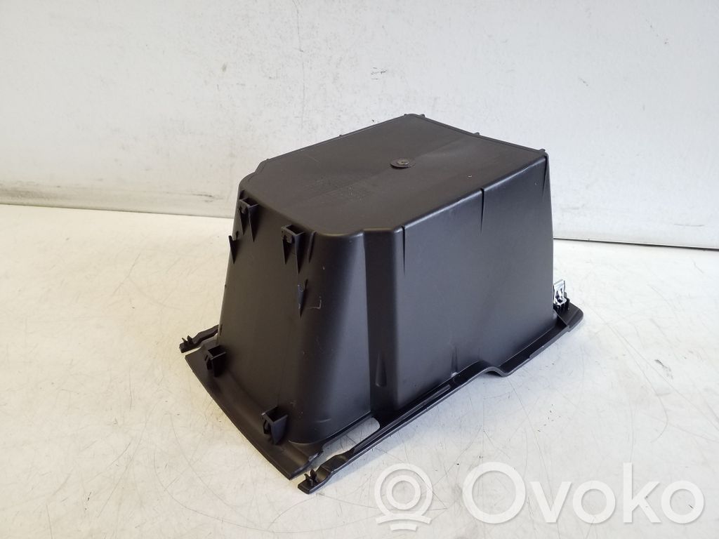 Chevrolet Captiva Glove box central console 