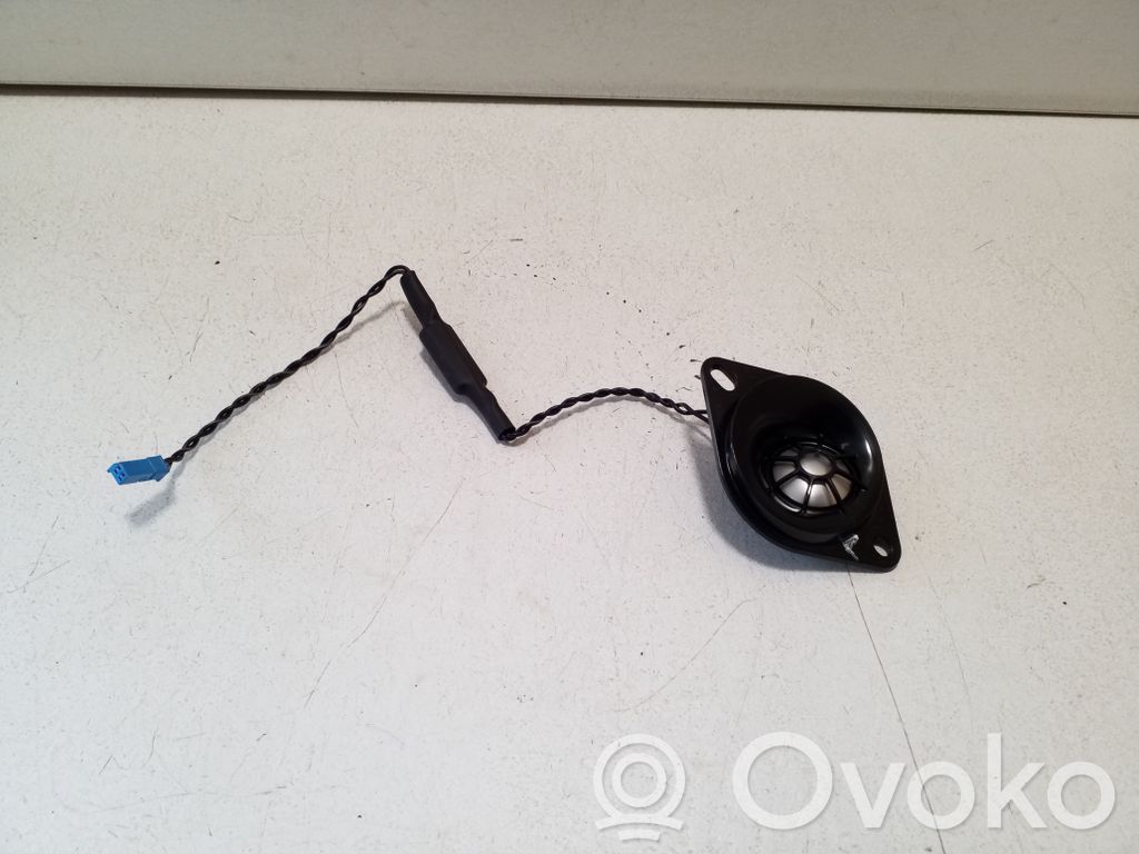 BMW 3 G20 G21 Głośnik półki bagażnika 