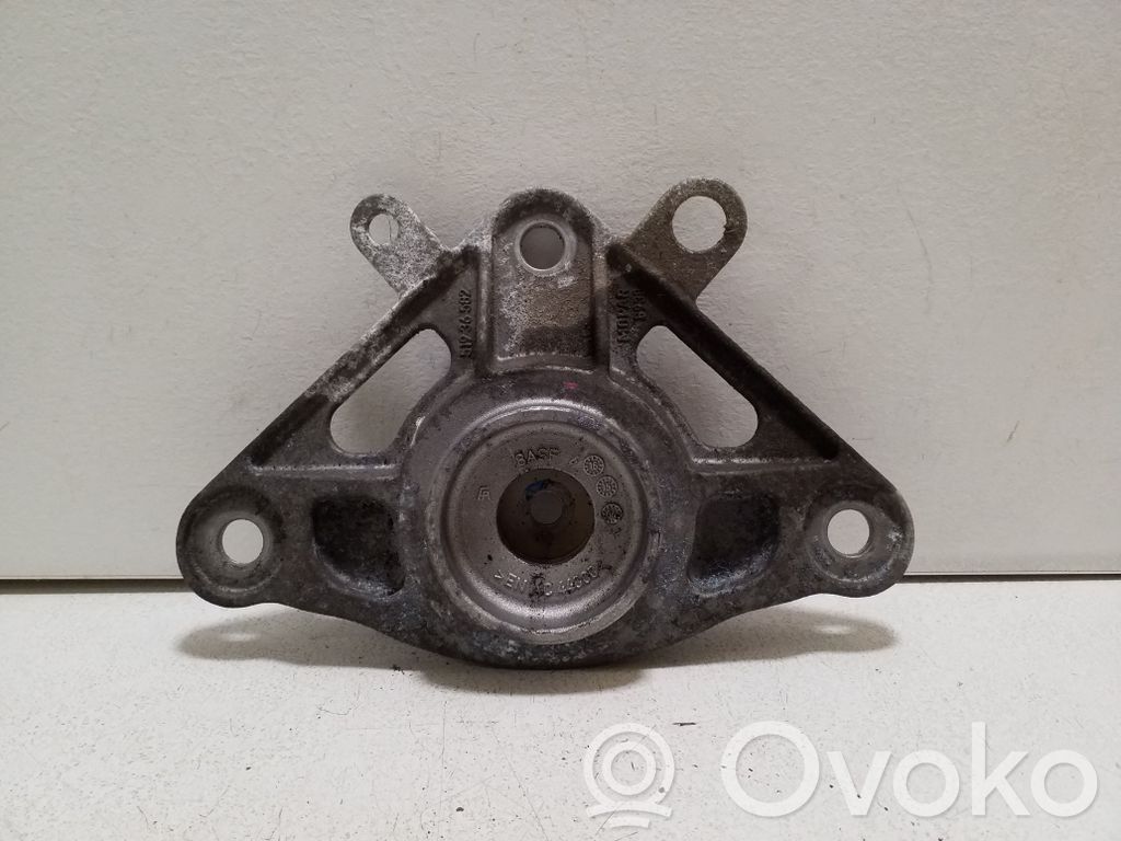 Jeep Renegade Front shock absorber mounting bracket 