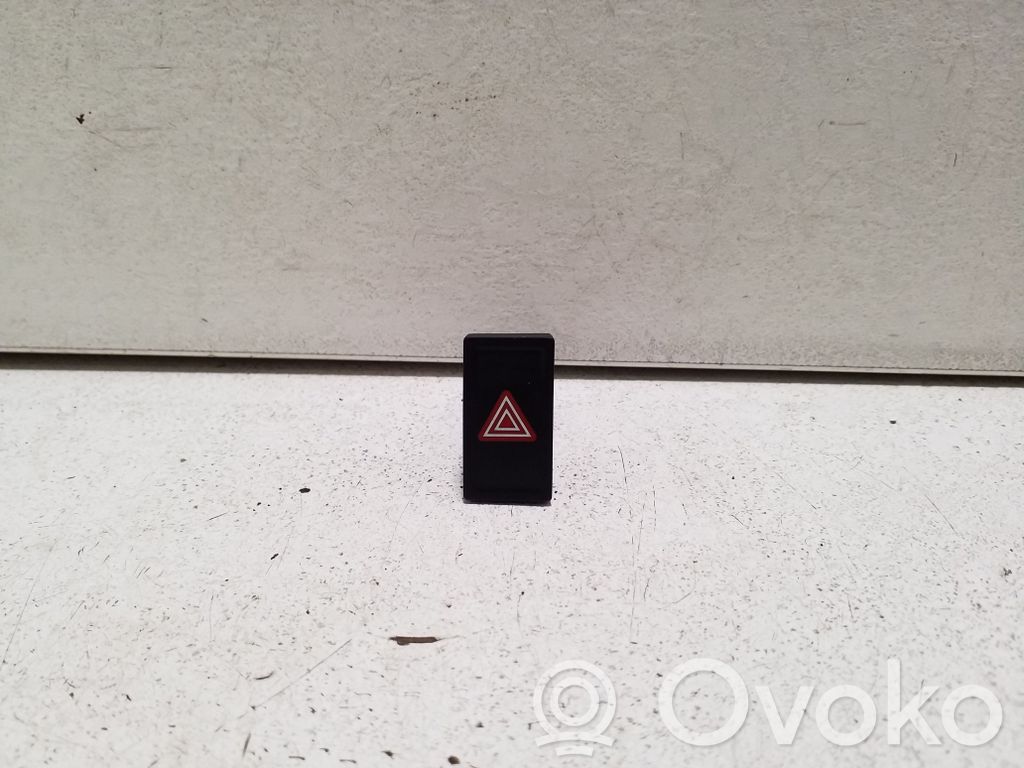 MG ZS Hazard light switch 