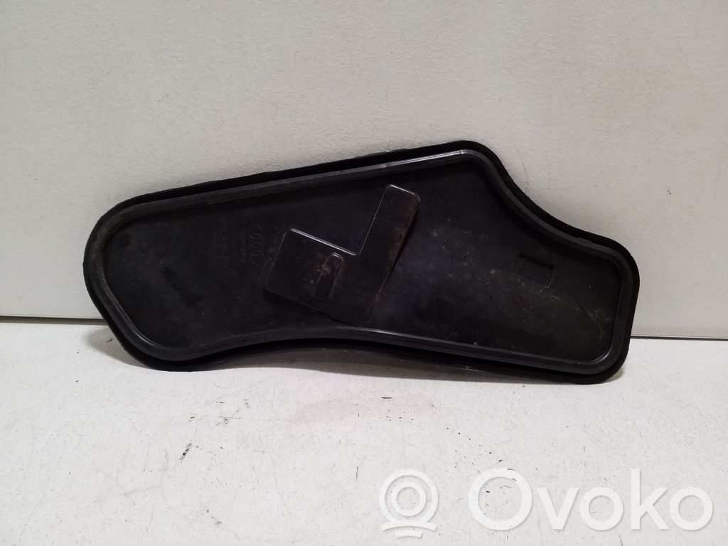 Audi Q5 SQ5 8R Alte componente panou ușă spate 