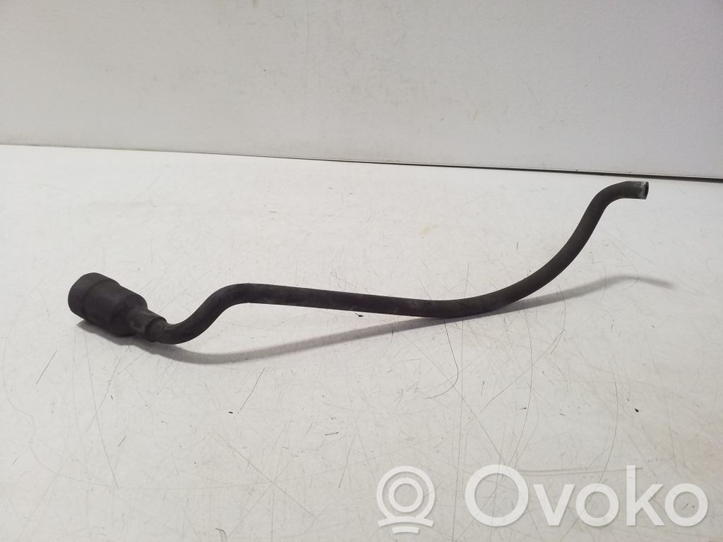 Audi Q3 8U Tubo flessibile della linea di scarico acqua 