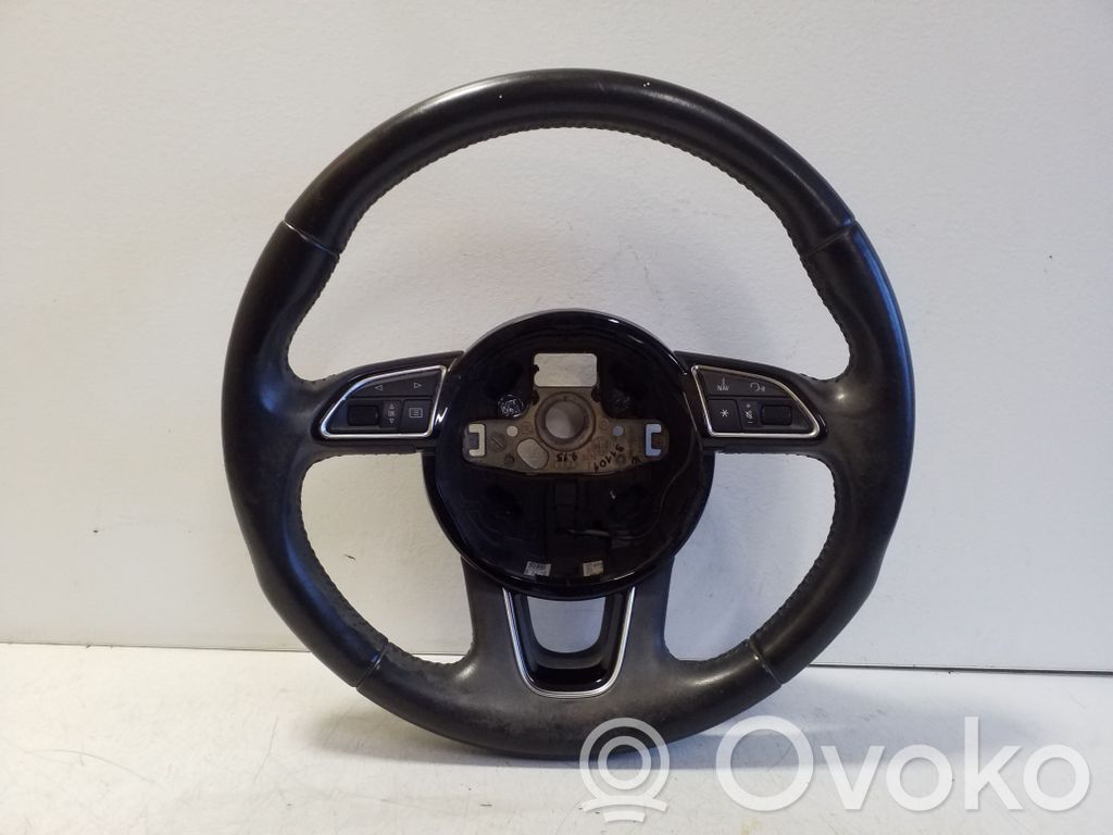 Audi Q3 8U Steering wheel 