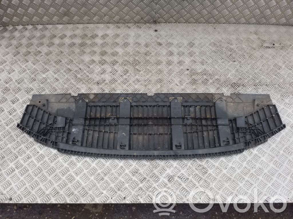 Audi Q3 8U Scut inferior bară față 