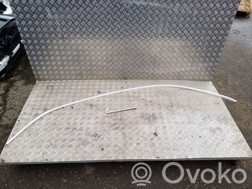 Capac șine plafon   8U0853704A