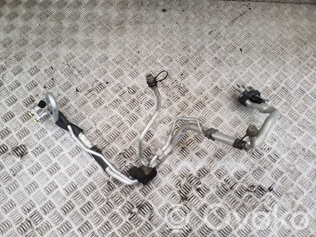 Land Rover Discovery Sport Ilmastointilaitteen putki (A/C)