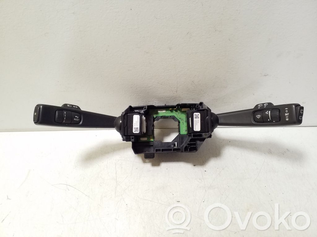 Volvo XC60 Bloc semnalizator și ștergător parbriz 