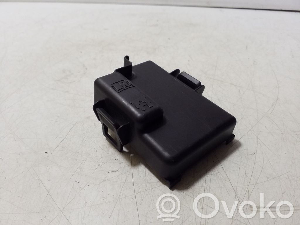 Volvo XC60 Coperchio scatola dei fusibili 