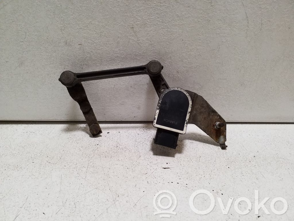 Volvo XC60 Ajovalon korkeusanturi