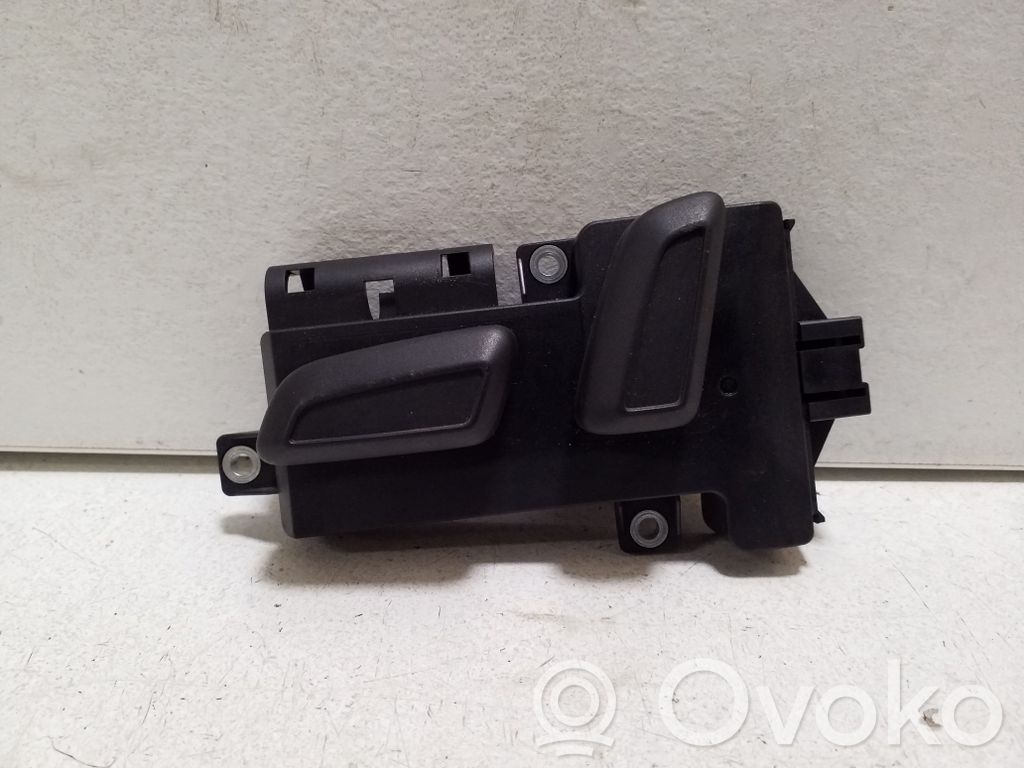 Audi A5 8T 8F Przyciski sterowania fotela 