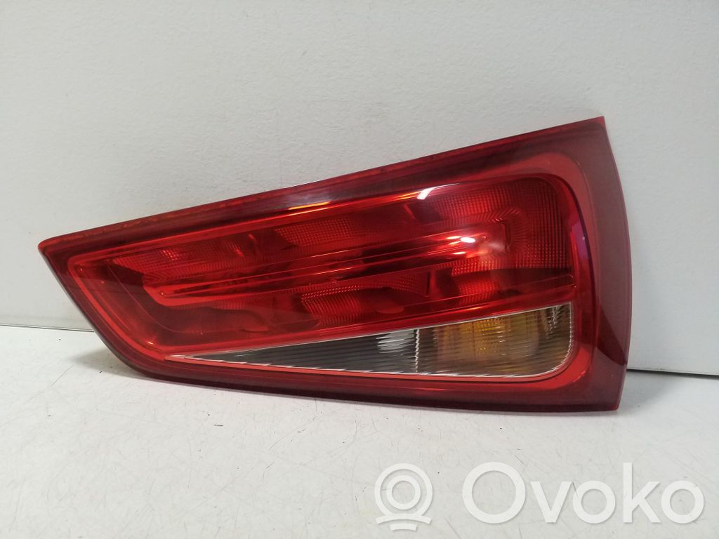 Audi A1 Luci posteriori del portellone del bagagliaio 