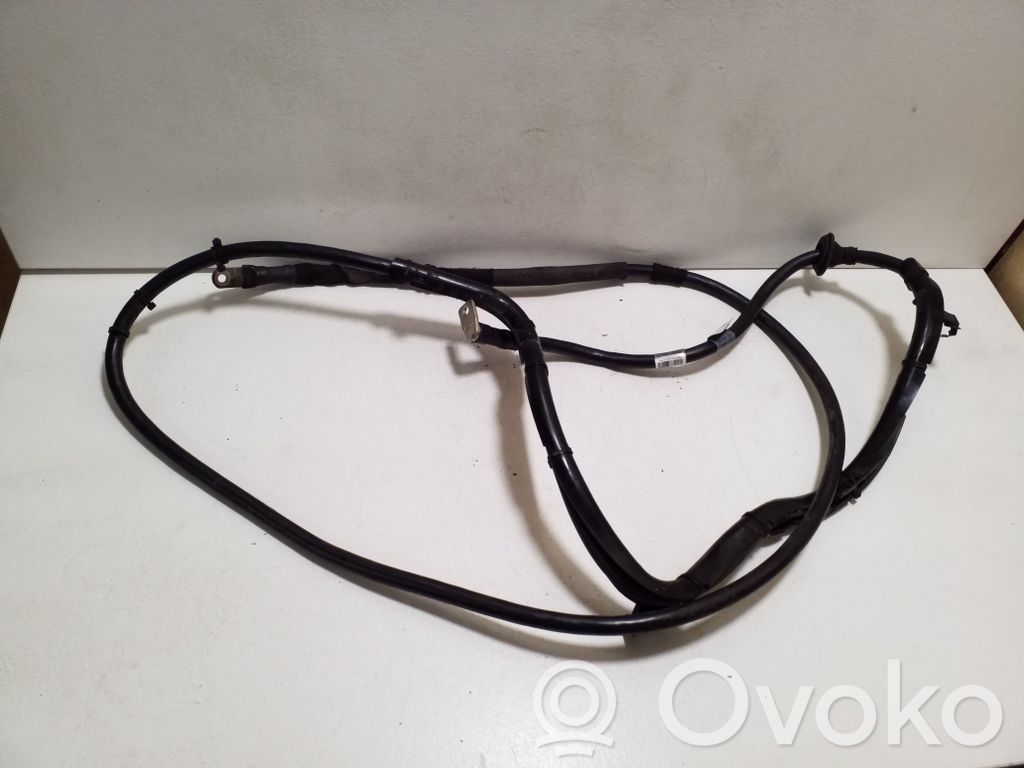 Cable positivo (batería)   6R0971227