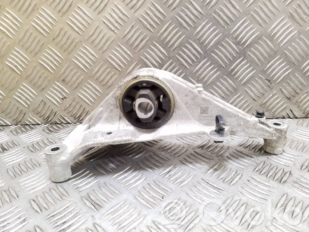 Tesla Model 3 Engine mounting bracket 