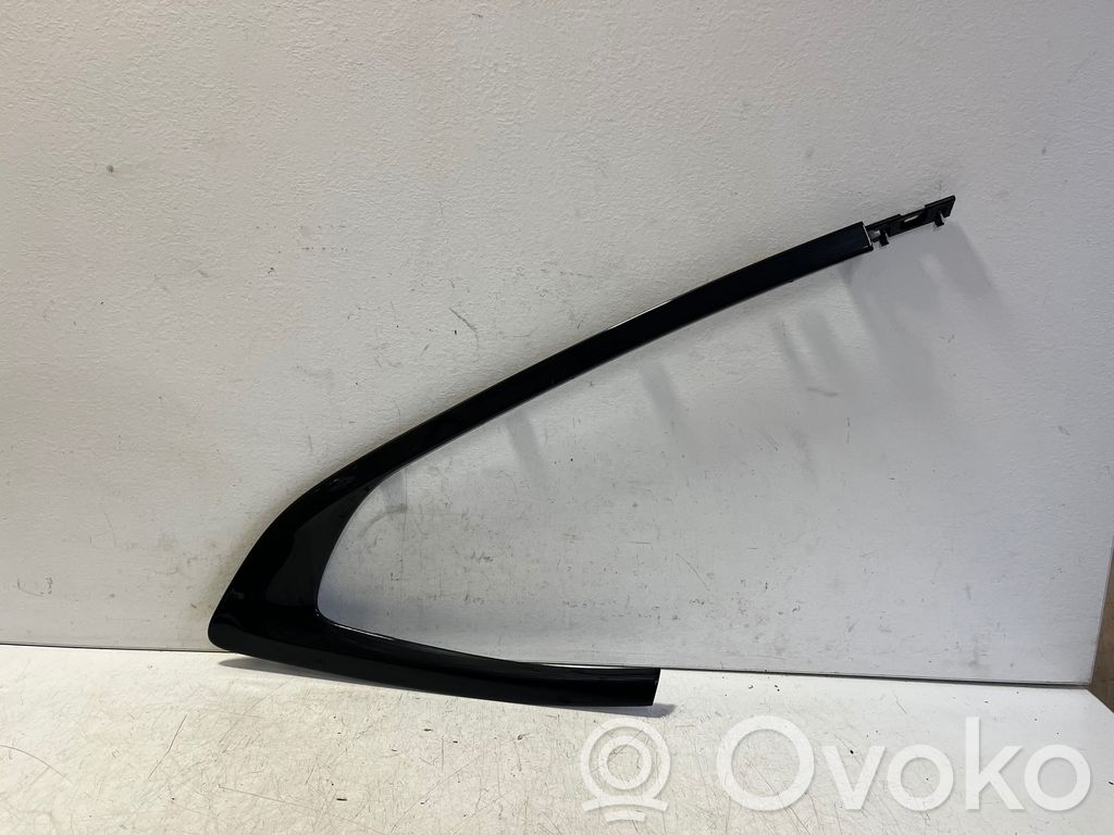 BMW i4 Listwa szyby tylnej 